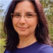 Professora de Direito com especialização em Direito Penal